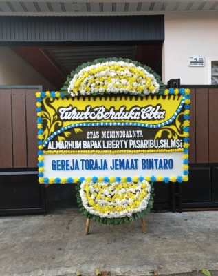 Papan Bunga Duka di Bugel