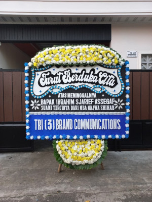 Papan Bunga Duka di Bugel